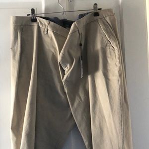 Tommy Hilfiger chinos